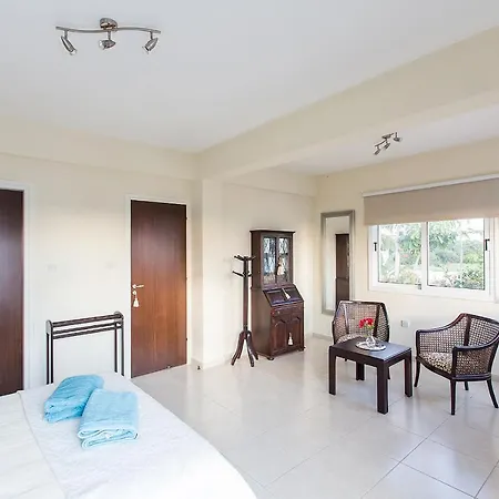Luxury Nissi For Family איה נאפה